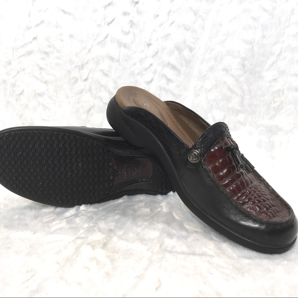 Ariat Leather Slip on Mules/Loafers 7B